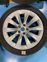 Tesla model S 19" Rims, Tires and TPM