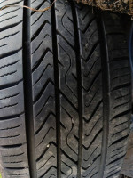 TOYO JAPANESE 15 INCH TIRES 195 60 R15  95% TREAD