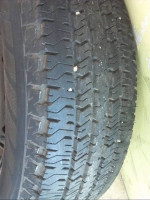 F150 tire / rim (235-75-17)