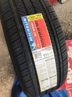 18in (1) New Michelin Tire—P235/45/18