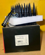Spike lug nuts kit