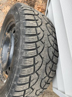 Winter Tires w/ Stud 235/60 R16