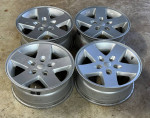 Jeep Wrangler 17” OEM rims