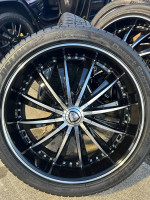 Borghini B19 Wheel 22x9.5 5x115 5x120 Black Machined
