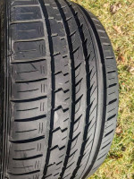 One 245/40R17 Tire Sumitomo tour plus LSW w/ ONLY 4 miles on it