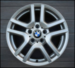 (2) 17" BMW wheels