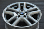 (2) 17" BMW wheels