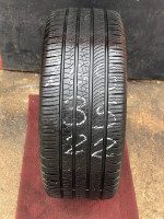 265/35/22 USED TIRE PIRELLI ONLY ONE TIRE