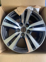 “ 2 Available “ 18 inch Honda Pilot Factory wheel 2016-2020