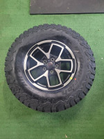 Jeep Wrangler wheels and tires