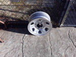 1 - CHEVY/GMC 8 LUG 16" X 7" FACTORY STEEL RIM