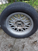 1-225/55R16 CONTINENTIAL TIRE ON BMW ALUMINUM RIM
