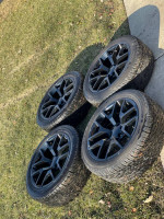 22” snowflakes gloss black and tires