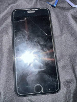 Iphone SE (LOCKED)