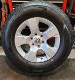 Ram / Chevy 18" Alloy Wheels & Tires. New Takeoffs with tpms!