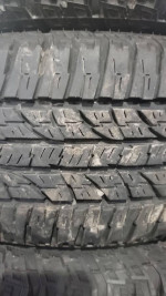 (4) 225 65 17 Yokohama geolander tires