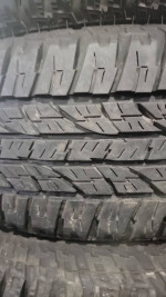 (4) 225 65 17 Yokohama geolander tires