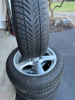 4 Excellent 195X55X16 87H GoodYear UltraGrip Snow Winter Tires on Sport Edition
