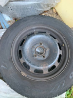 195 65 15 Toyo snow tires on Volvo steel rims