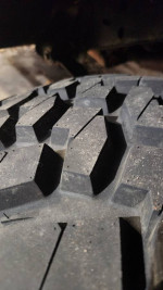 40 x 13.5 x 17 Nitto Trail Grappler M/T