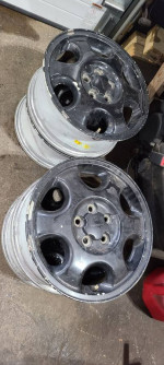 Subaru Alloy wheels 15 X 7.
