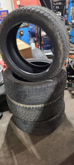 285-45-22. set of 4 Goodyear Wranglers *Free  No holes good condition