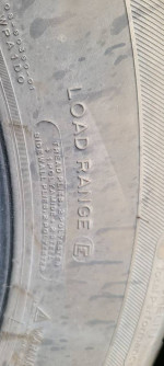 LT275-70-18  E load 6/32"  Michelin  set of 4 matching