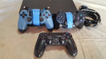 PLAY STATION 4 PRO.. w/3 controllers
