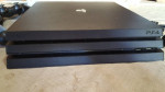 PLAY STATION 4 PRO.. w/3 controllers