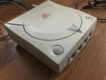 Sega Dreamcast + 3 Controllers