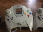 Sega Dreamcast + 3 Controllers