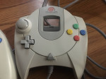 Sega Dreamcast + 3 Controllers