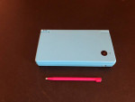 NINTENDO DSI ( ICE BLUE ) WORKS GREAT
