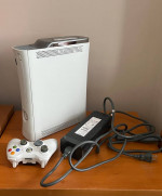 Xbox 360 White Console, 20GB HDD, Controller & Power Supply
