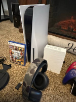 PS5 gaming bundle.